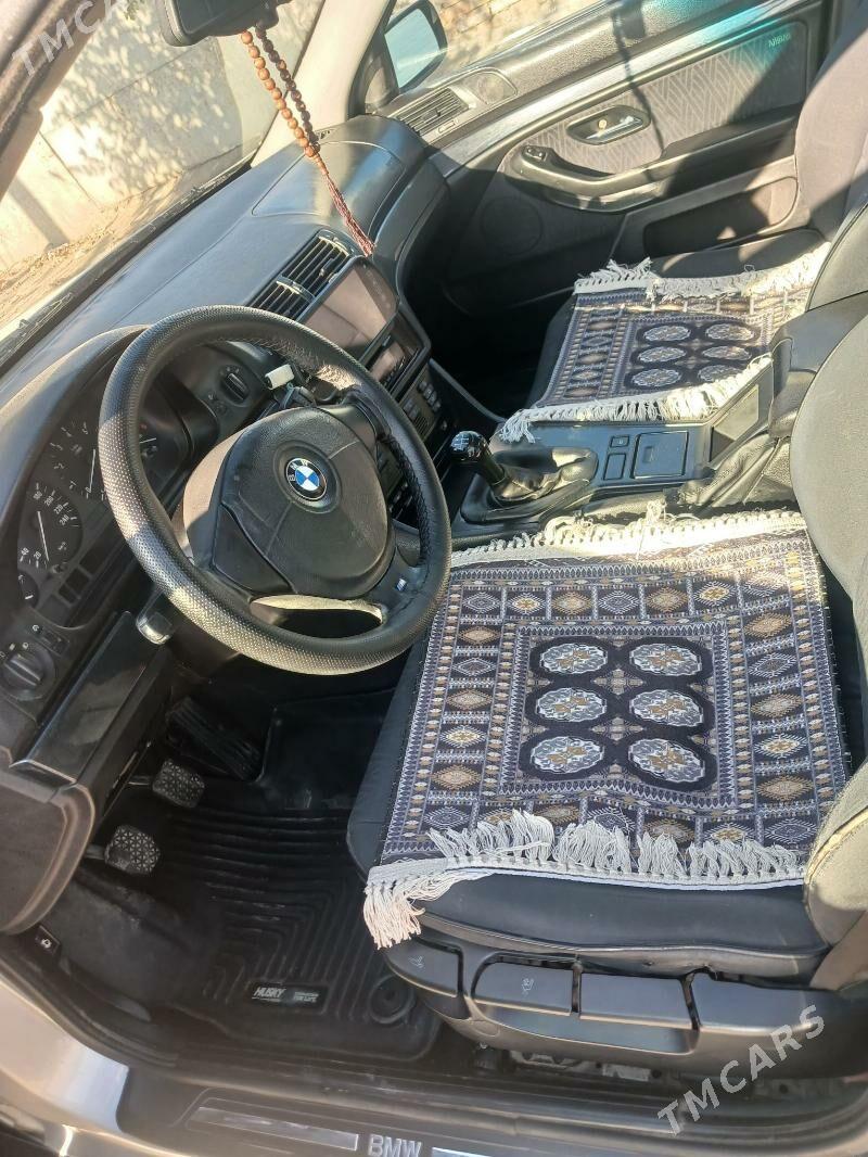 BMW E39 2001 - 90 000 TMT - Ашхабад - img 7