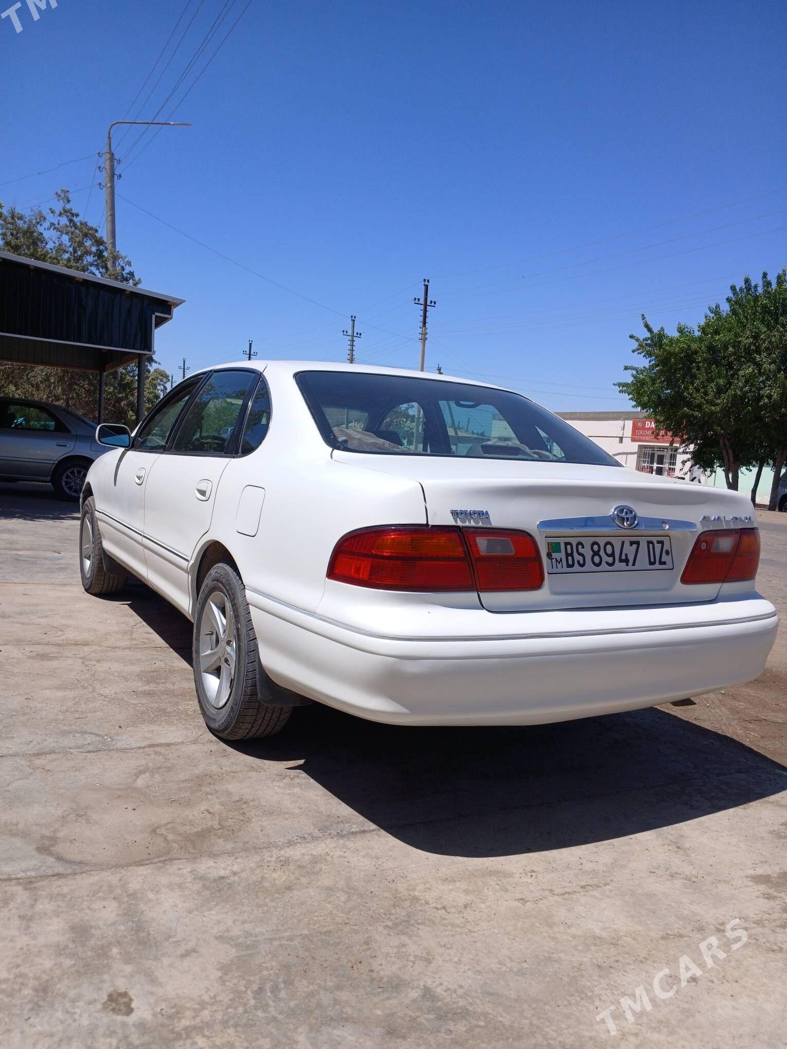 Toyota Avalon 1999 - 140 000 TMT - Köneürgenç - img 3