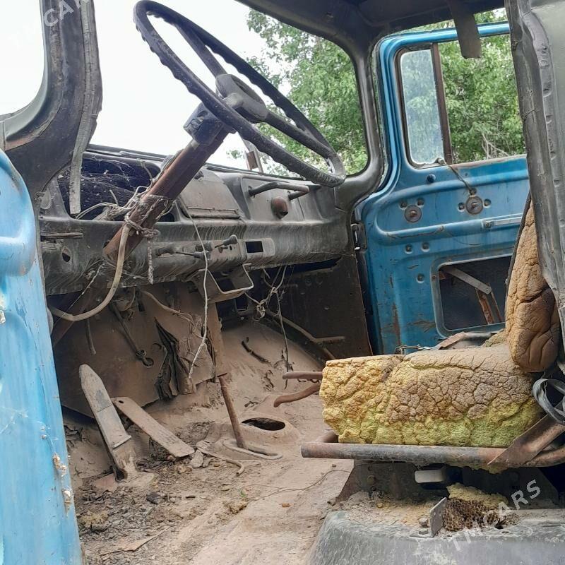 Zil 131 1993 - 25 000 TMT - Bäherden - img 4