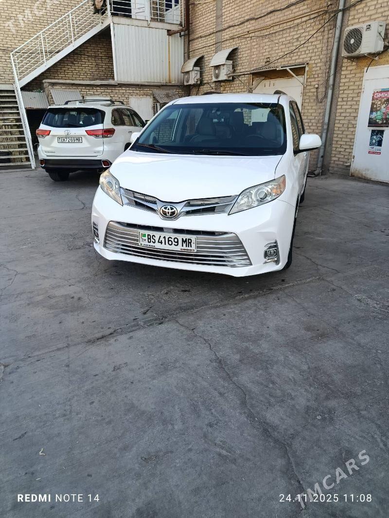 Toyota Sienna 2017 - 410 000 TMT - Мары - img 5