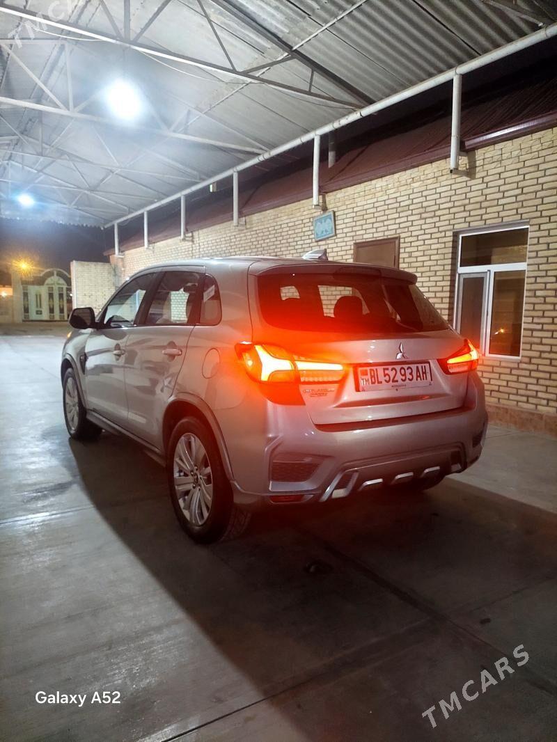 Mitsubishi Outlander Sport 2020 - 245 000 TMT - Бузмеин - img 4