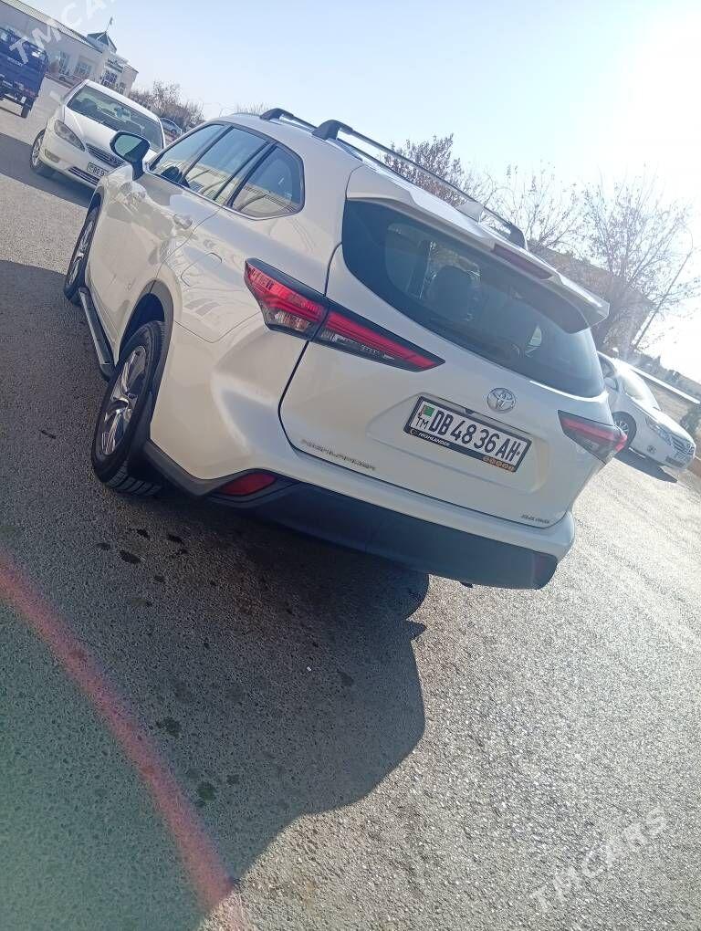Toyota Highlander 2021 - 600 000 TMT - Tejen - img 5