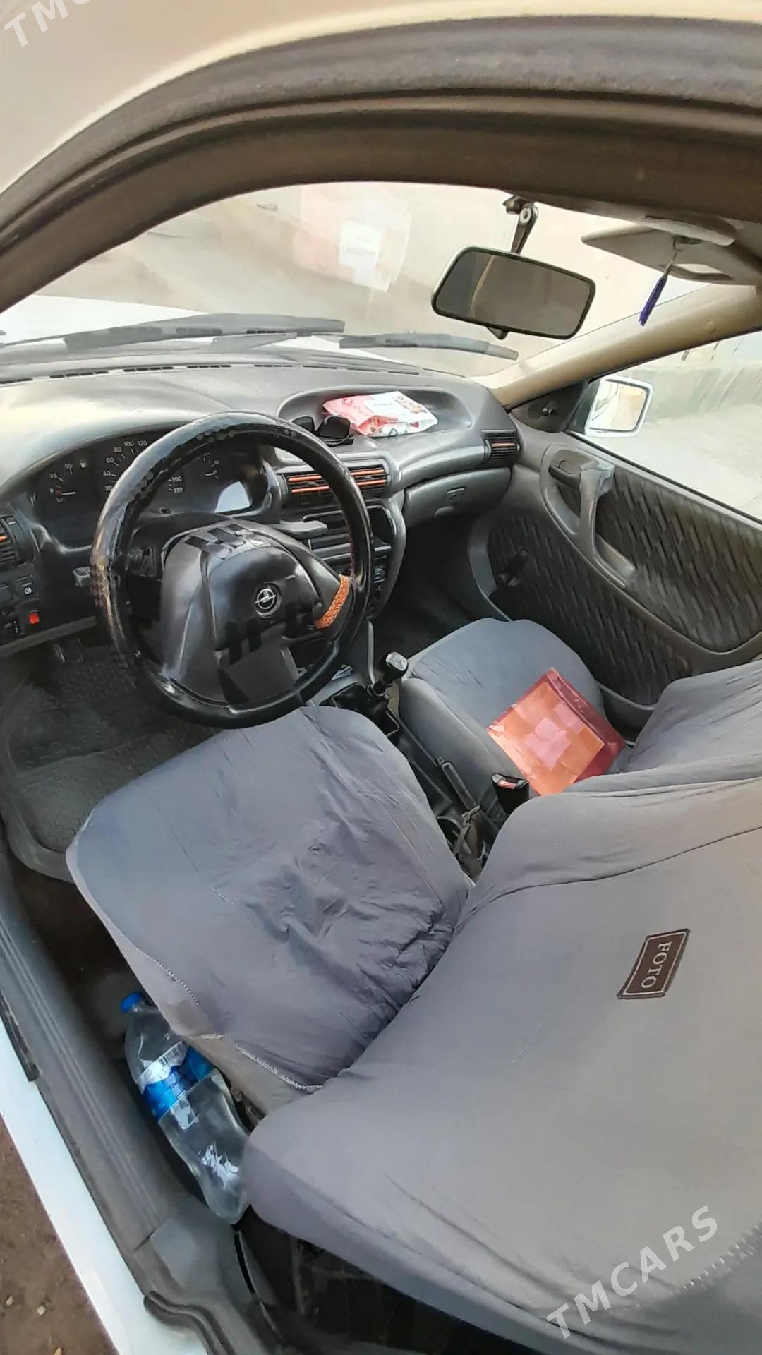 Opel Astra 1993 - 40 000 TMT - Daşoguz - img 5