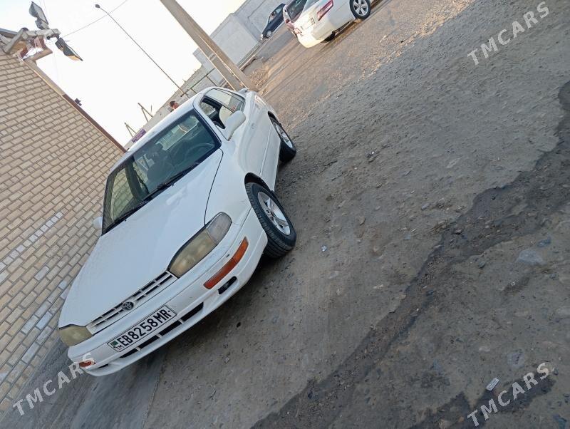 Toyota Camry 1993 - 80 000 TMT - Мары - img 3