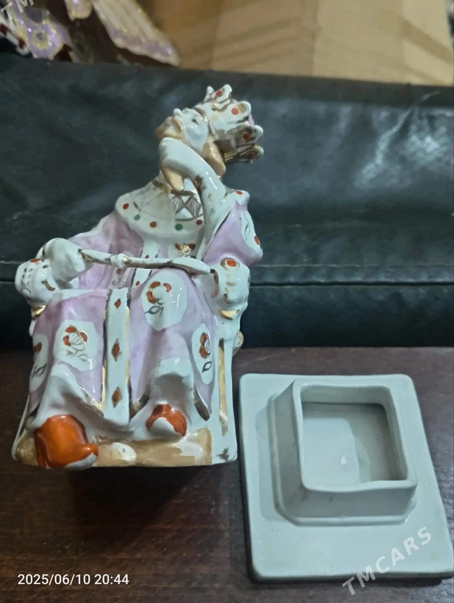 Suwinir/ Статуэтки. - Мары - img 1