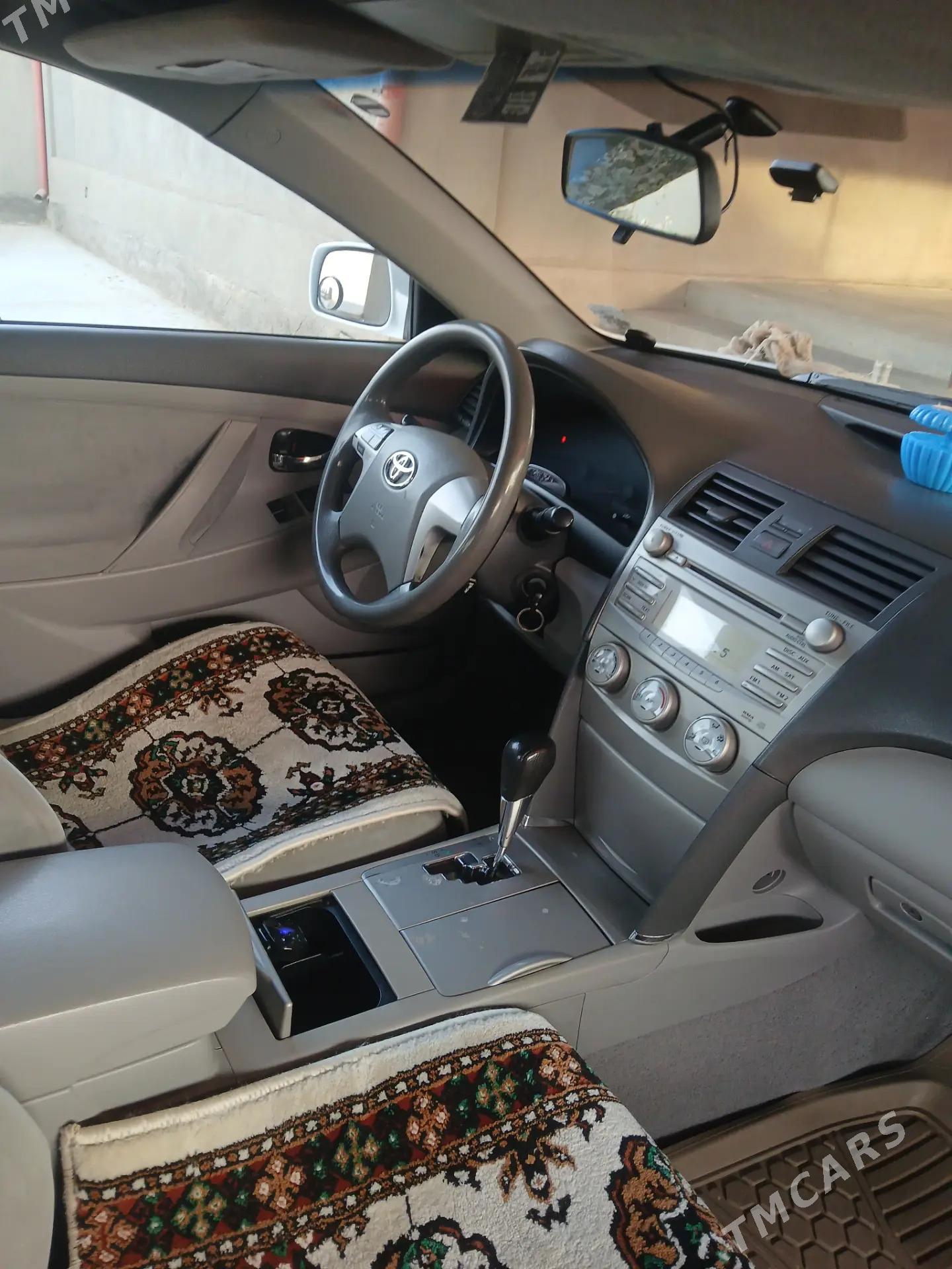 Toyota Camry 2010 - 210 000 TMT - Каракумский этрап - img 3
