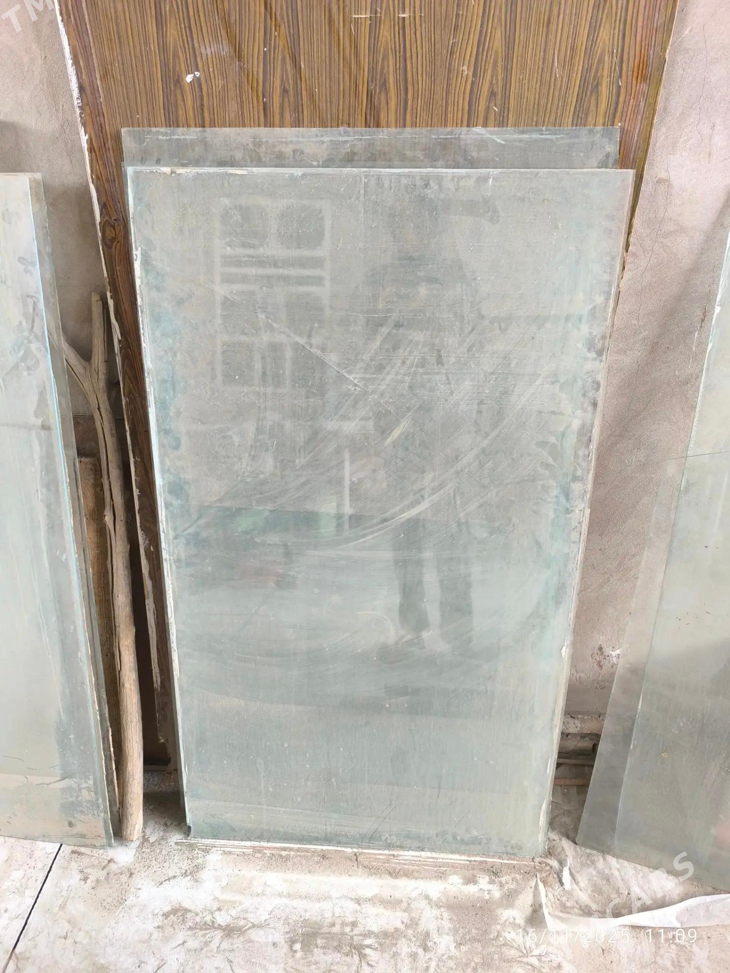 айна .стекло. - Шабатский этрап - img 2