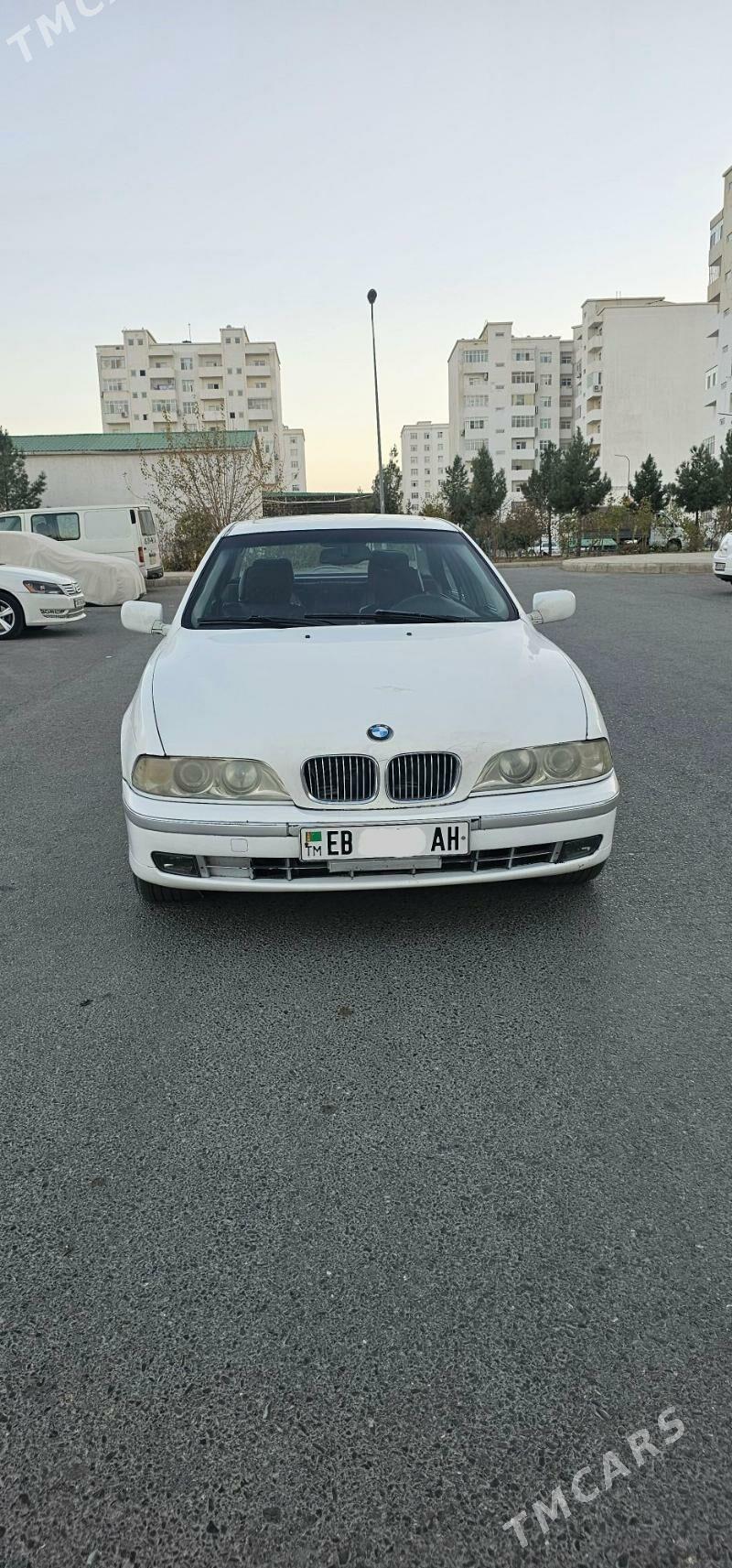BMW E39 1998 - 90 000 TMT - Aşgabat - img 3