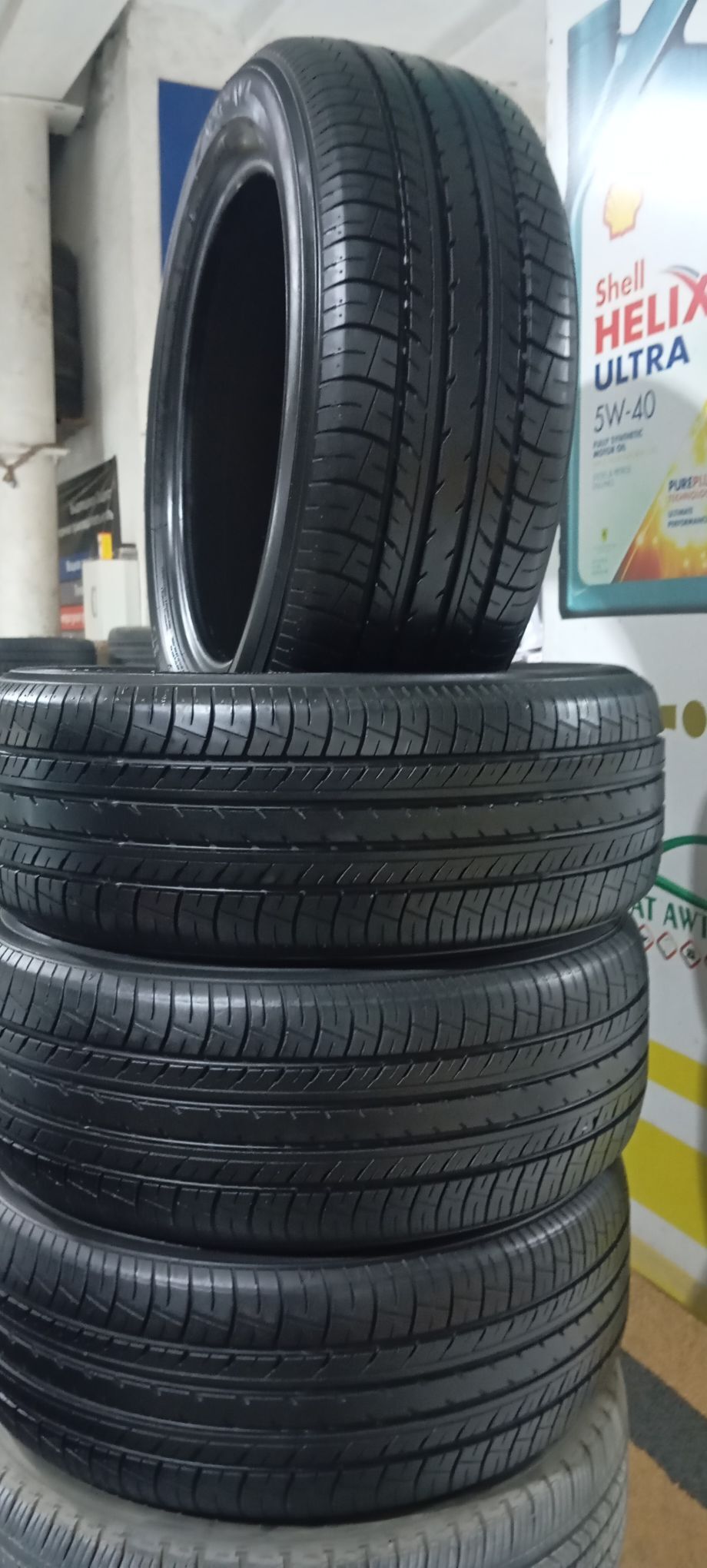 215 55 17 YOKOHAMA 2 000 TMT - Garadamak - img 1