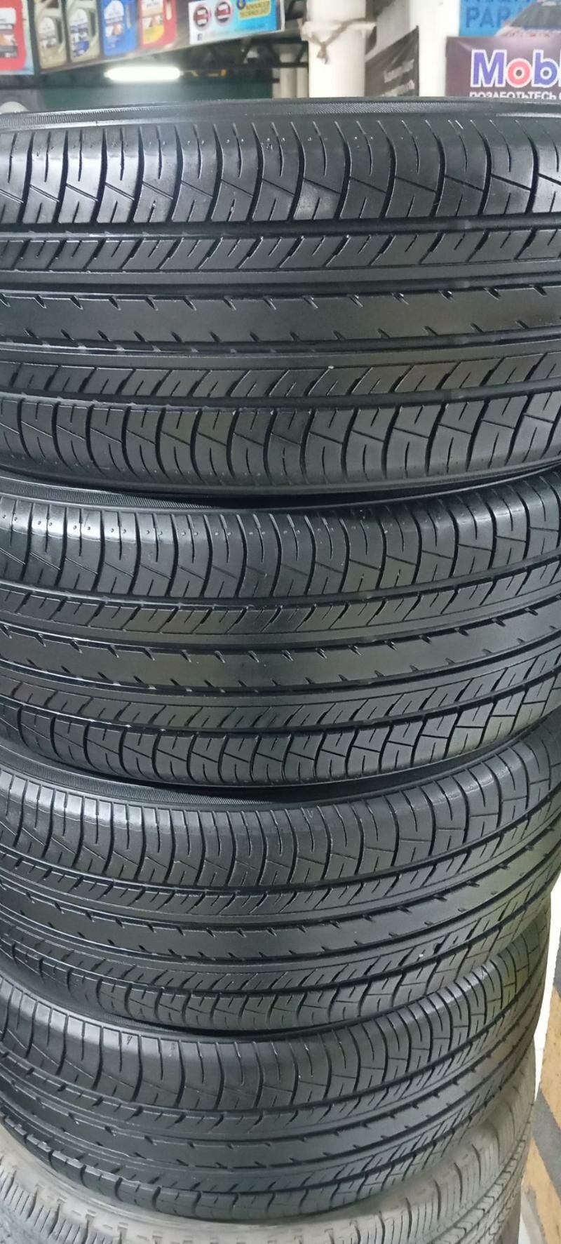 215 55 17 YOKOHAMA 2 000 TMT - Garadamak - img 2