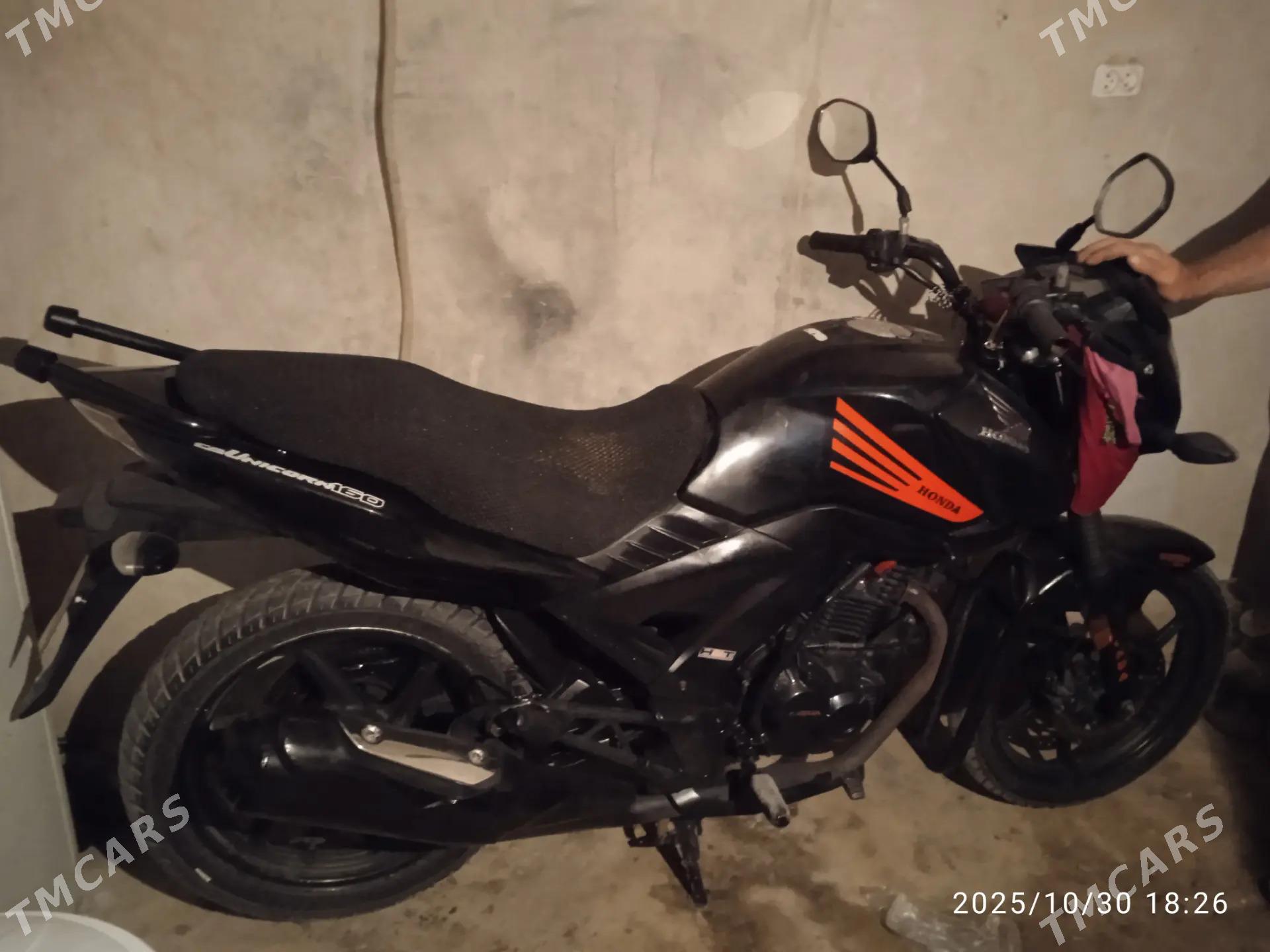 Honda Accord 2022 - 35 000 TMT - Сейди - img 3