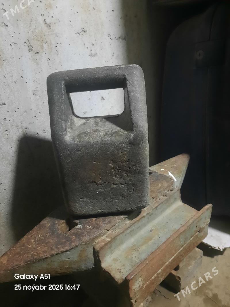 Sandall - Kuznes - Туркменабат - img 3