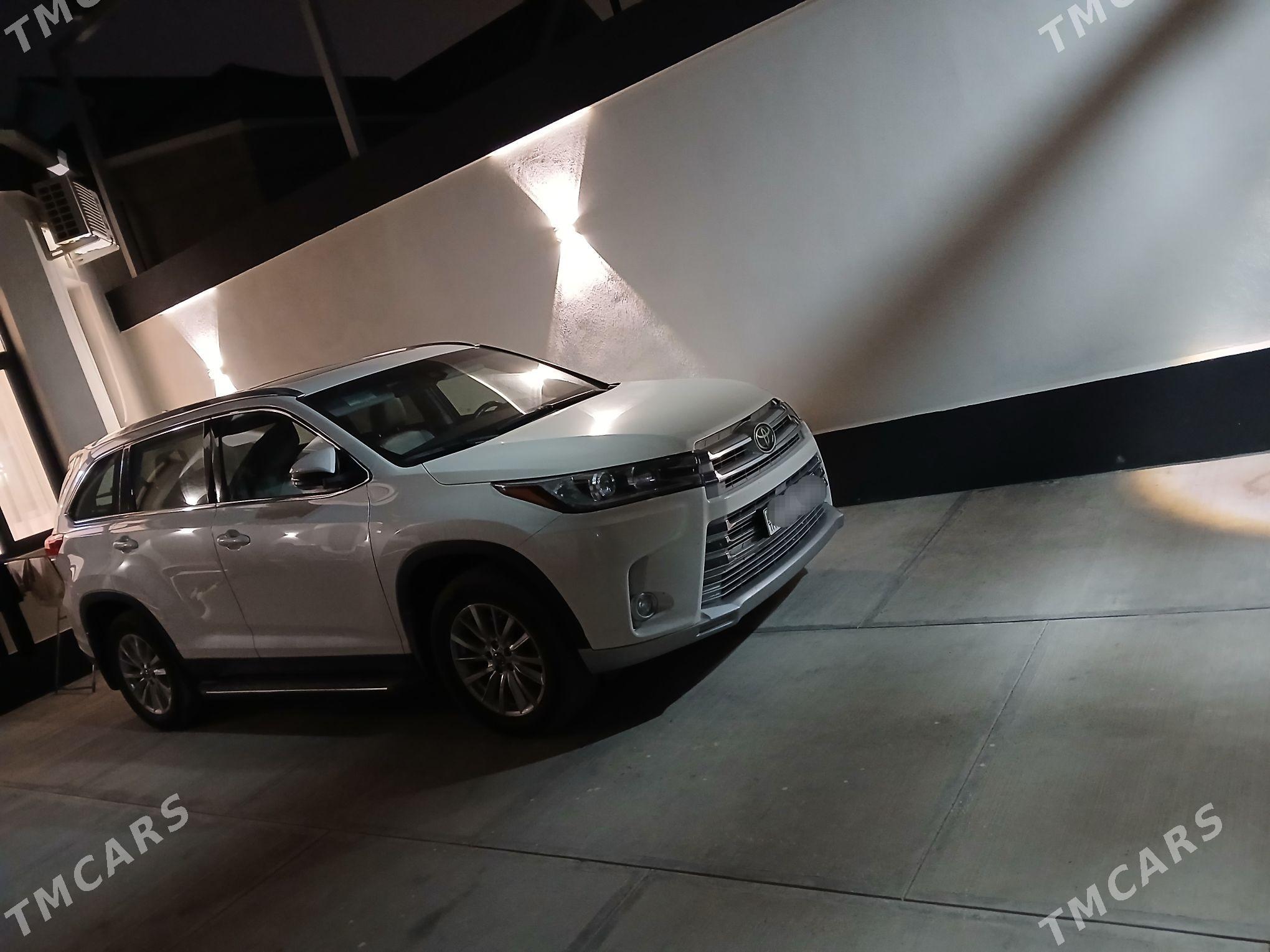 Toyota Highlander 2019 - 500 000 TMT - Ашхабад - img 5
