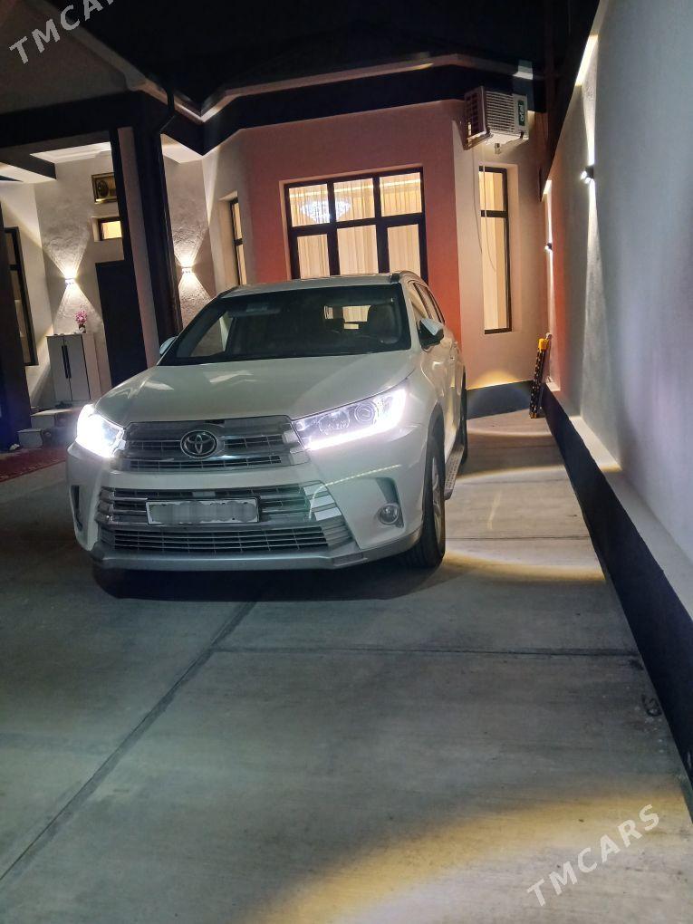 Toyota Highlander 2019 - 500 000 TMT - Ашхабад - img 3