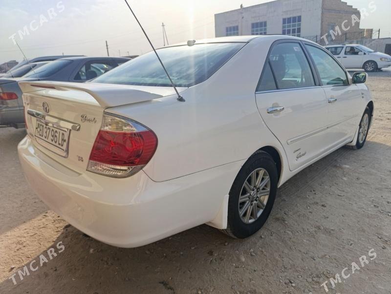 Toyota Camry 2005 - 200 000 TMT - Kerki - img 3