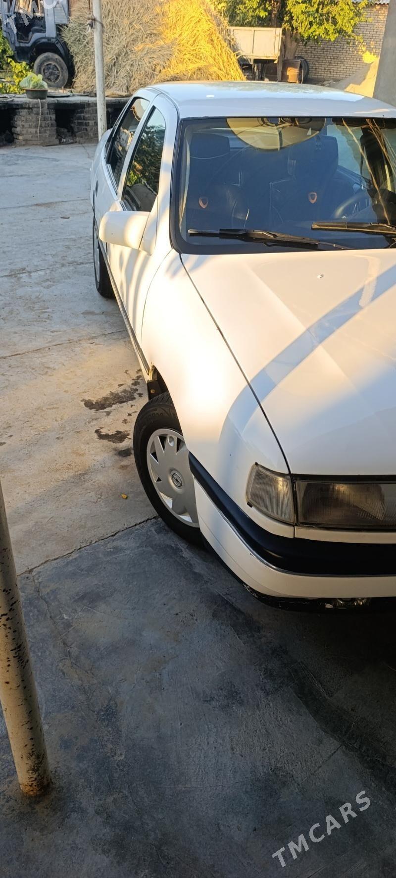 Opel Vectra 1991 - 35 000 TMT - Mary - img 2