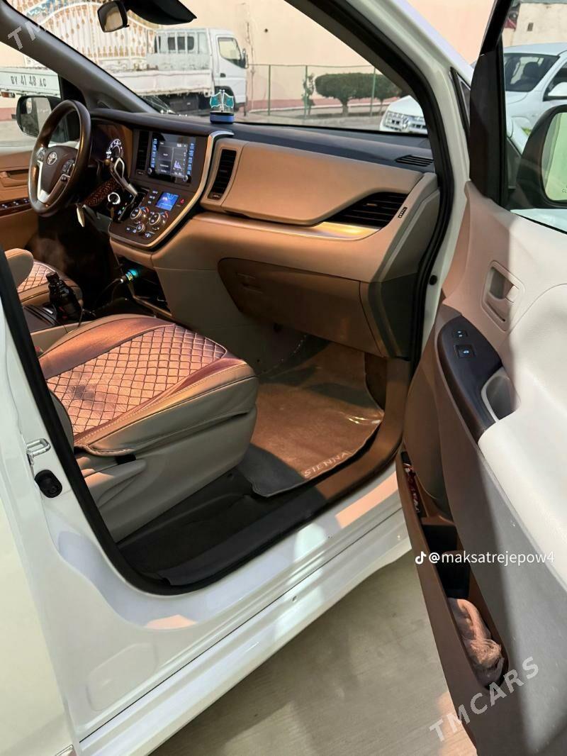 Toyota Sienna 2020 - 360 000 TMT - Мир 2 - img 2