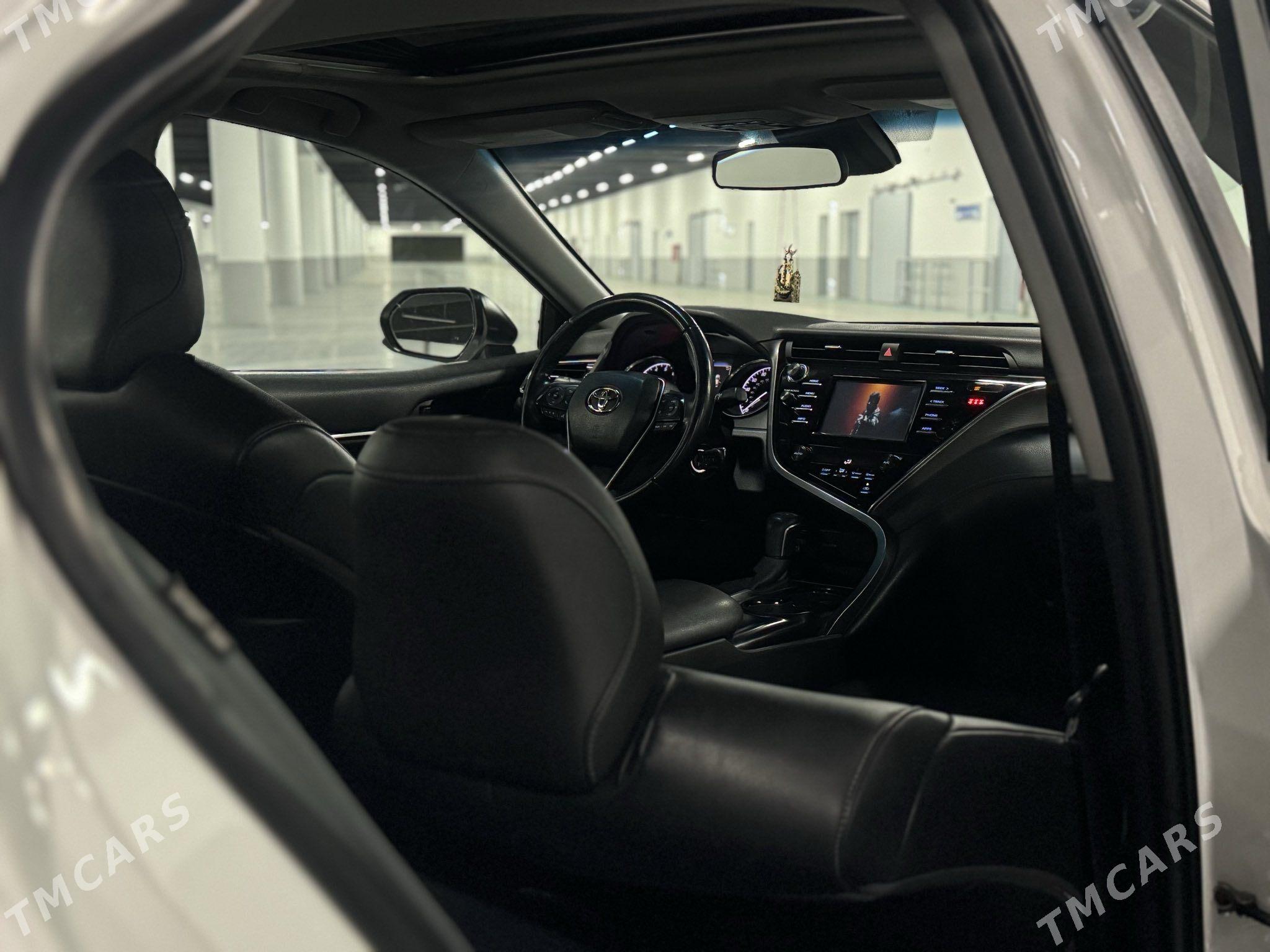 Toyota Camry 2018 - 325 000 TMT - Aşgabat - img 7