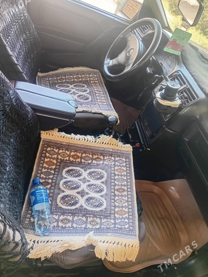 Opel Vectra 1992 - 45 000 TMT - Байрамали - img 1