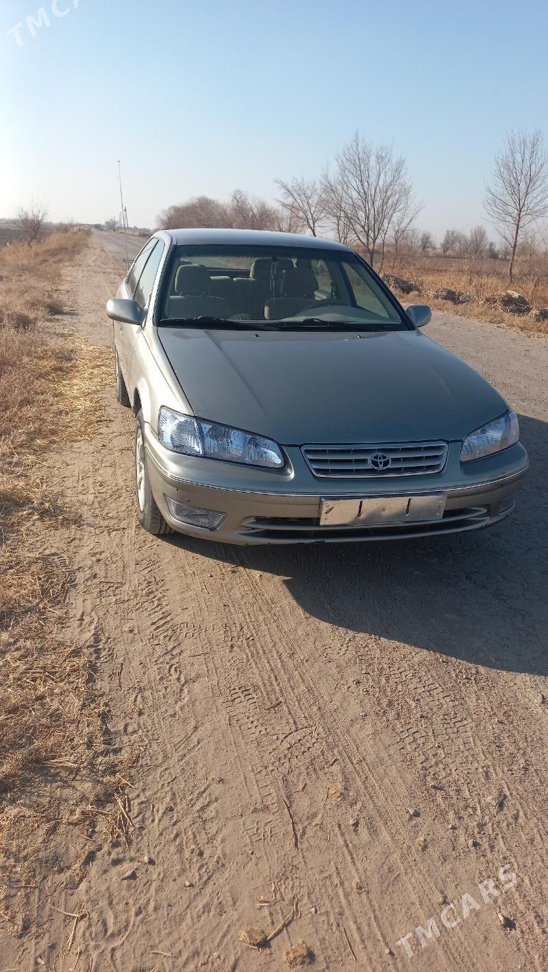 Toyota Camry 2001 - 140 000 TMT - Кёнеургенч - img 1