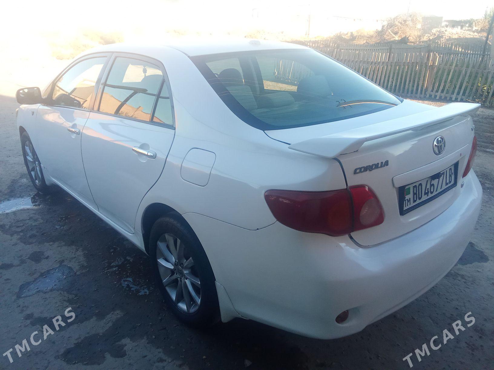 Toyota Corolla 2009 - 135 000 TMT - Туркменабат - img 4