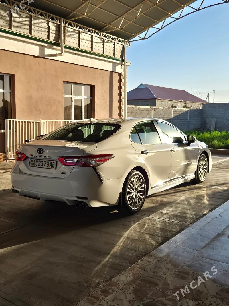 Toyota Camry 2020 - 345 000 TMT - Ашхабад - img 4