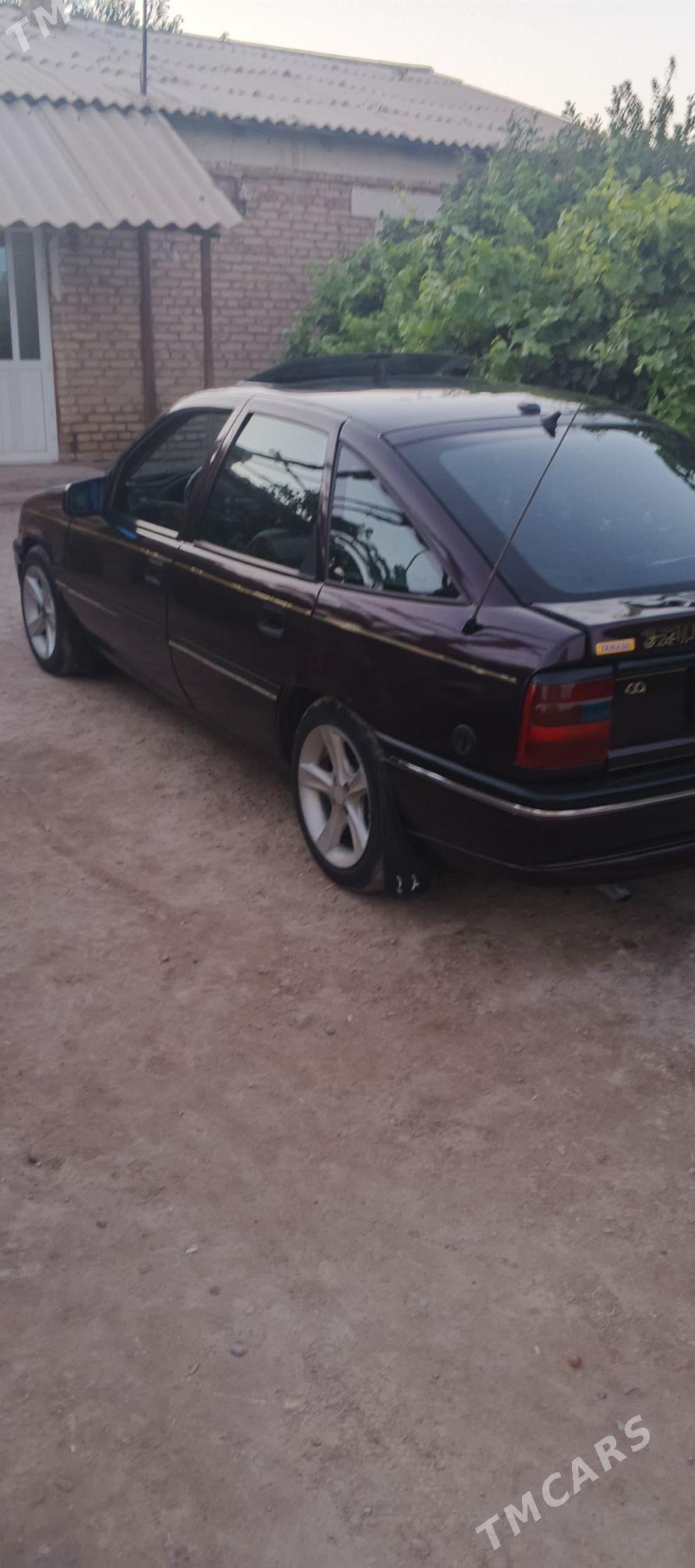 Opel Vectra 1993 - 45 000 TMT - Farap - img 5