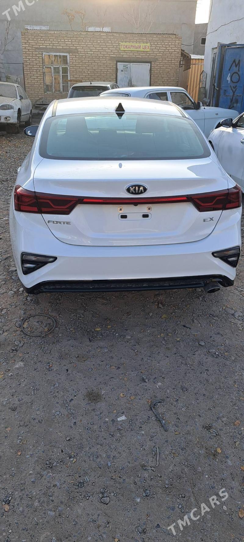 Kia Forte 2021 - 220 000 TMT - Мары - img 5