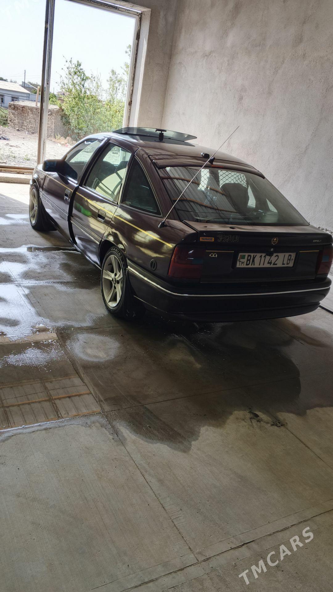 Opel Vectra 1993 - 45 000 TMT - Farap - img 4