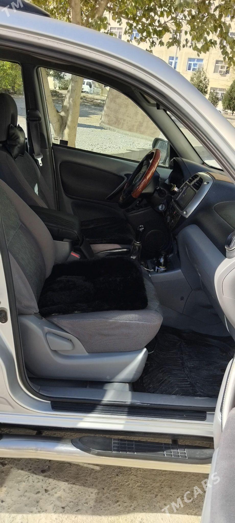 Toyota RAV4 2001 - 120 000 TMT - Бузмеин - img 3