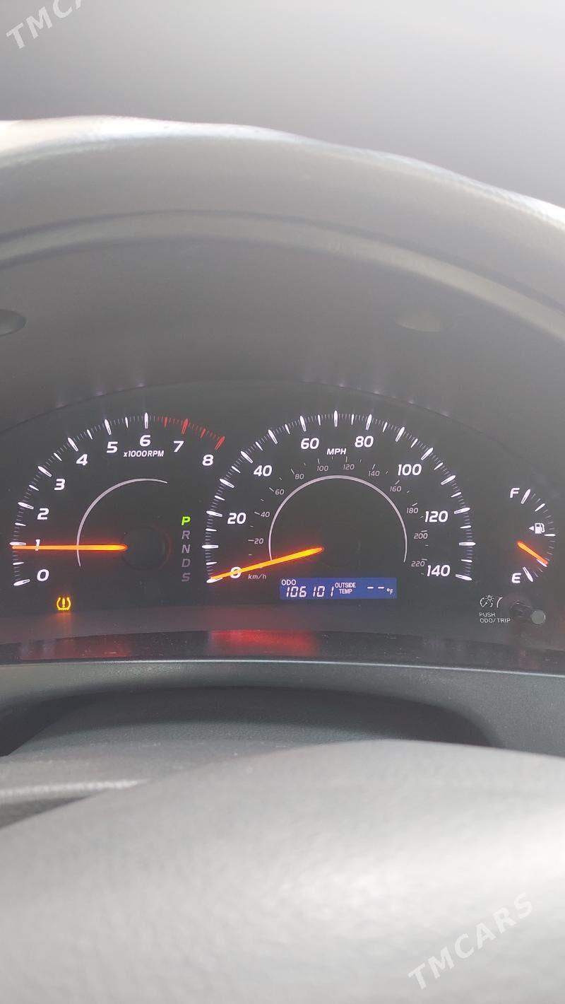 Toyota Camry 2010 - 185 000 TMT - Дашогуз - img 3