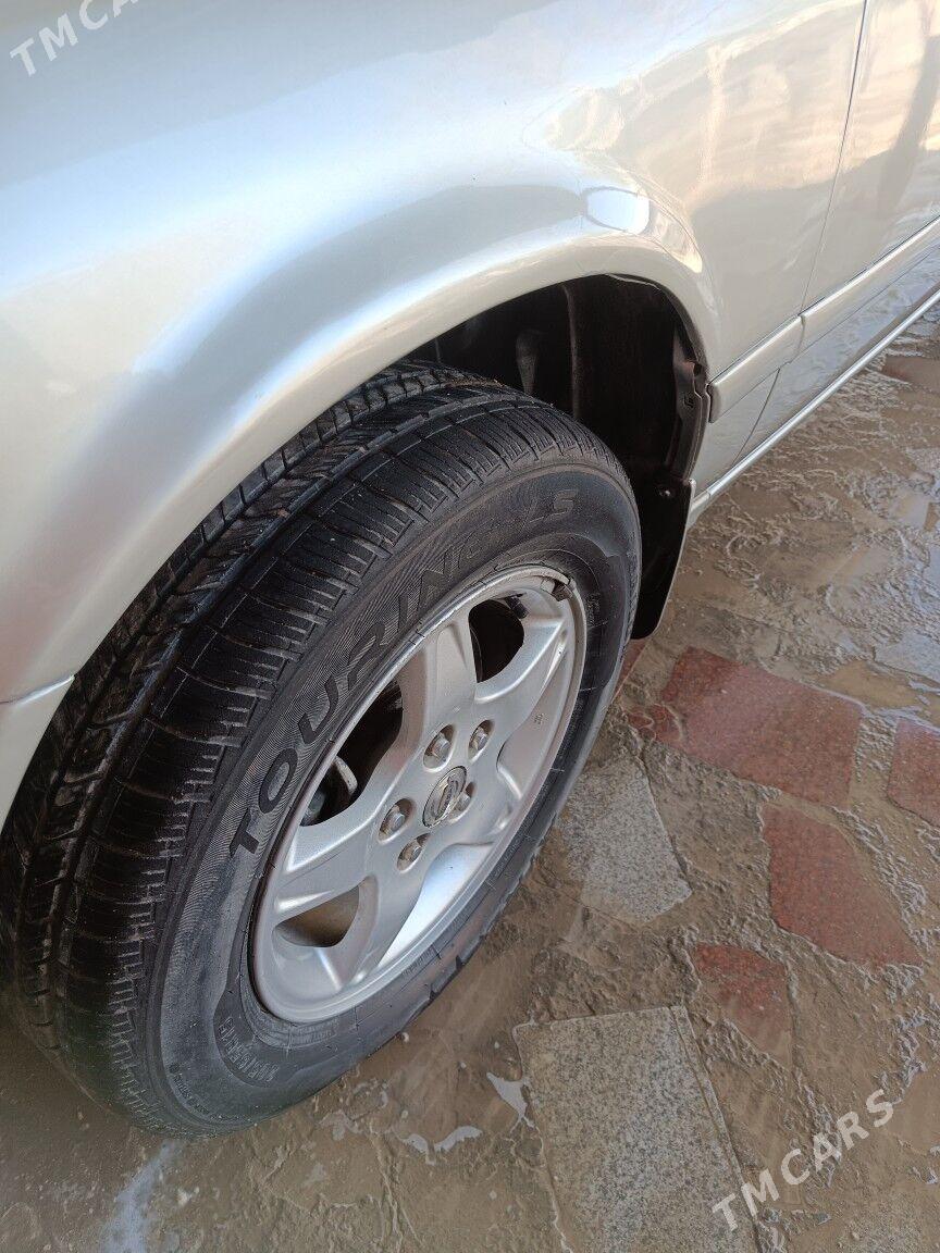 Toyota Camry 2001 - 160 000 TMT - Кёнеургенч - img 4