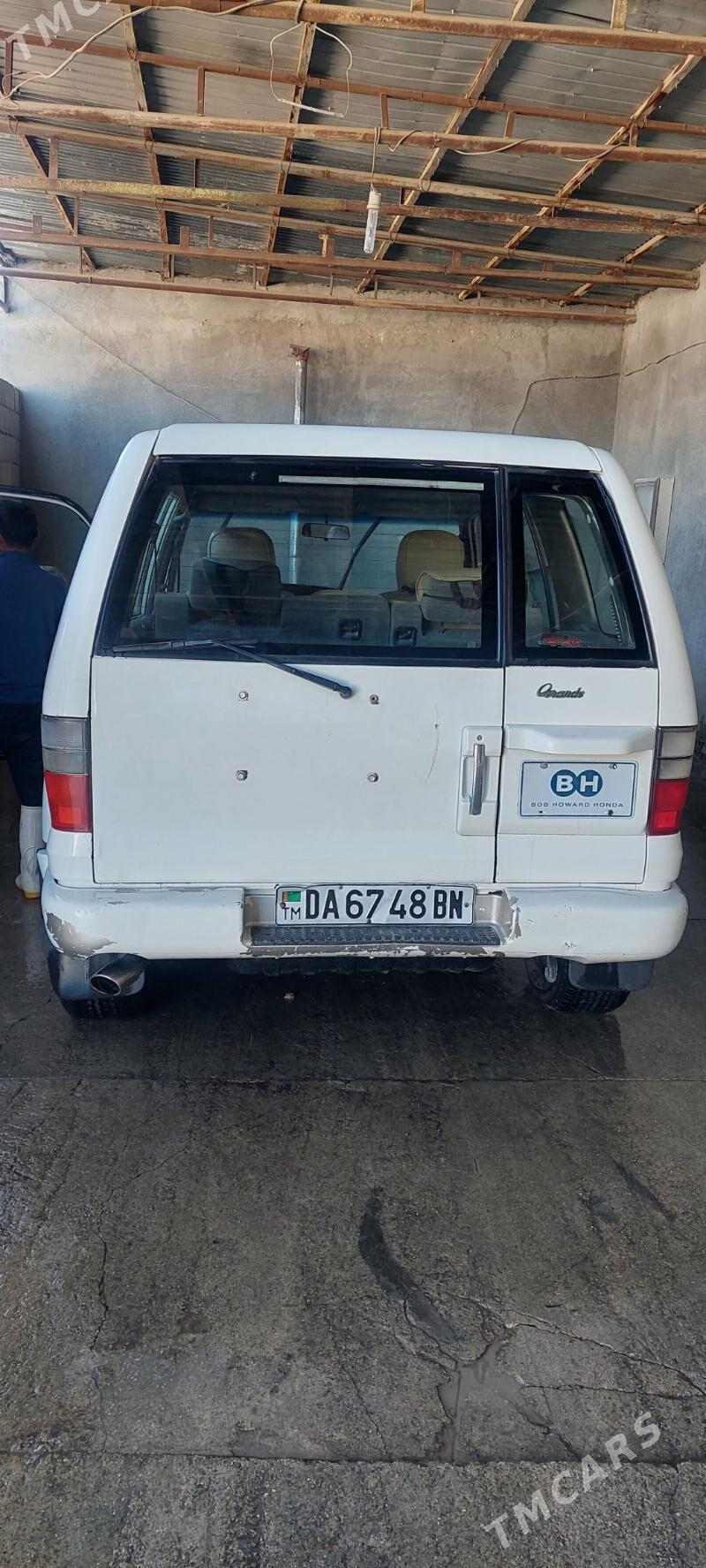 Isuzu Trooper 2000 - 70 000 TMT - Gyzylarbat - img 5