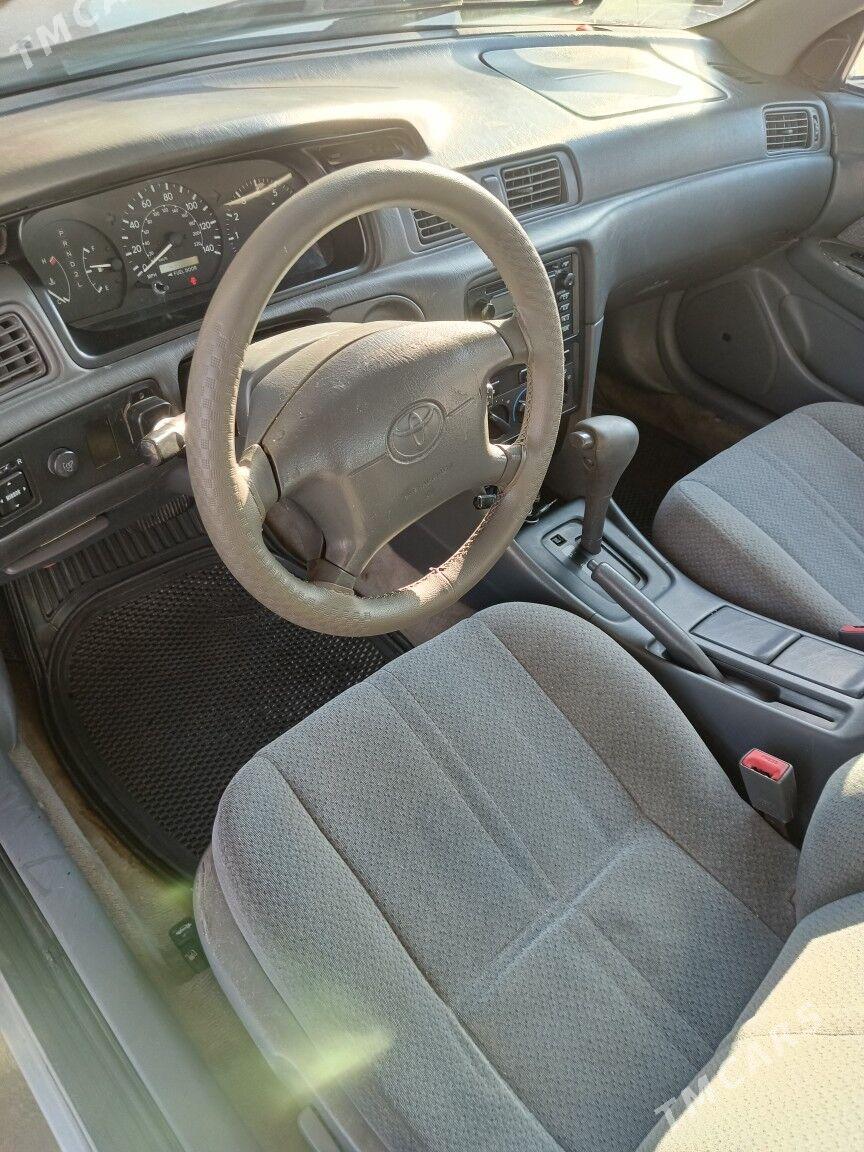 Toyota Camry 2001 - 160 000 TMT - Кёнеургенч - img 3