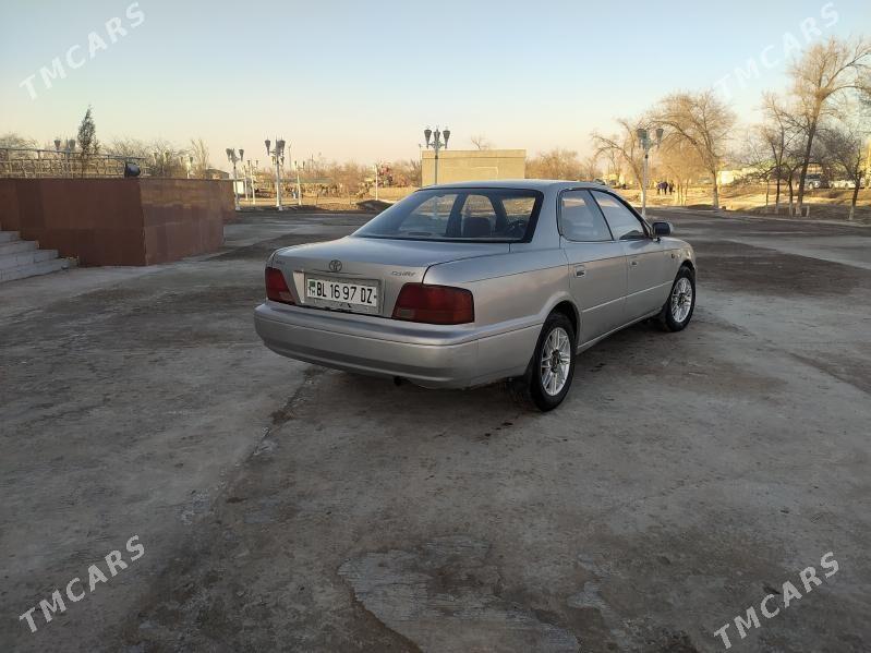 Toyota Vista 1994 - 40 000 TMT - Гурбансолтан Едже - img 3