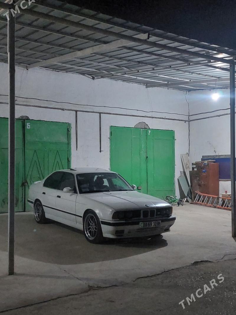 BMW 525 1991 - 100 000 TMT - Балканабат - img 4