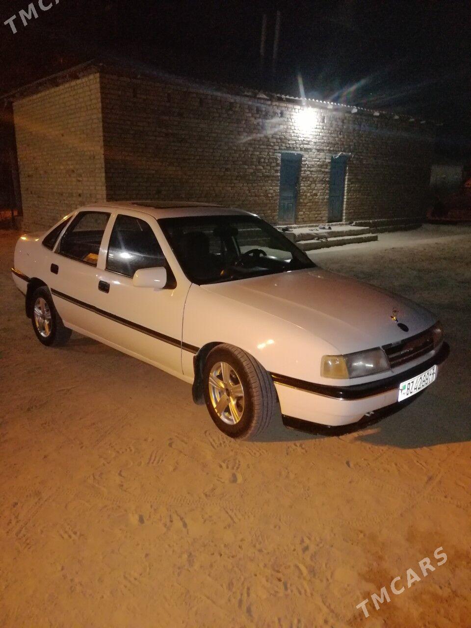 Opel Vectra 1991 - 45 000 TMT - Мургап - img 2