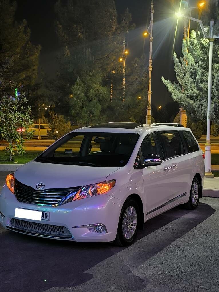 Toyota Sienna 2017 - 460 000 TMT - Aşgabat - img 2