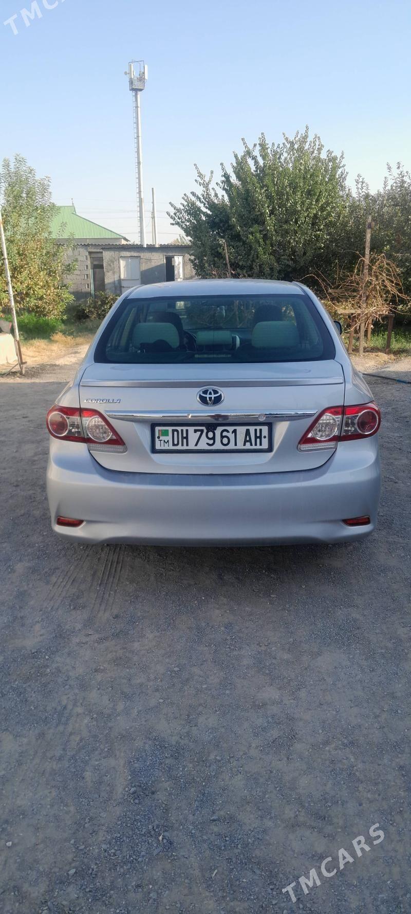 Toyota Corolla 2013 - 165 000 TMT - Ak bugdaý etraby - img 2