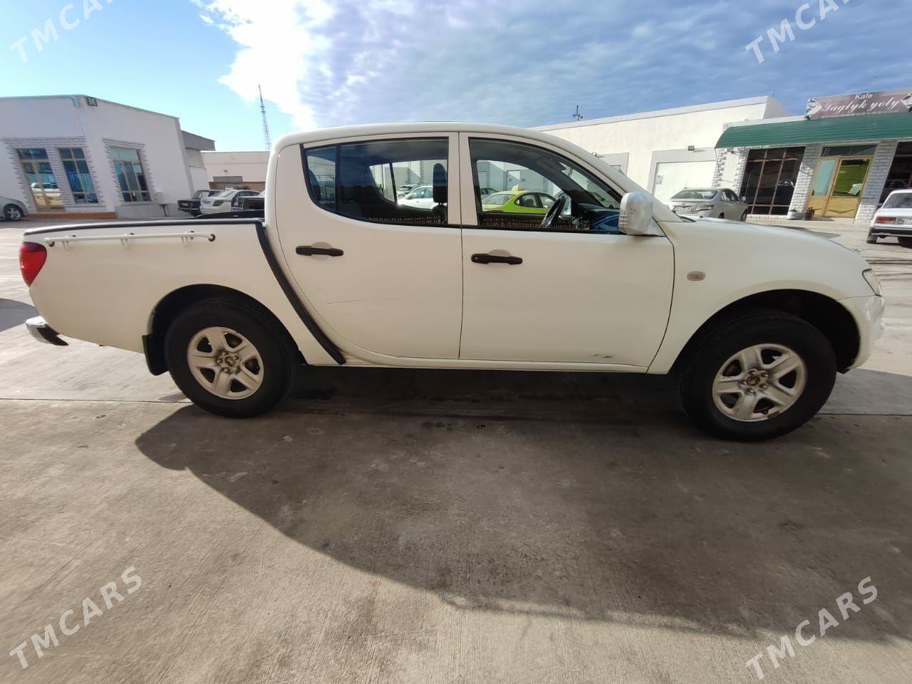 Mitsubishi L200 2012 - 160 000 TMT - Шатлык - img 3