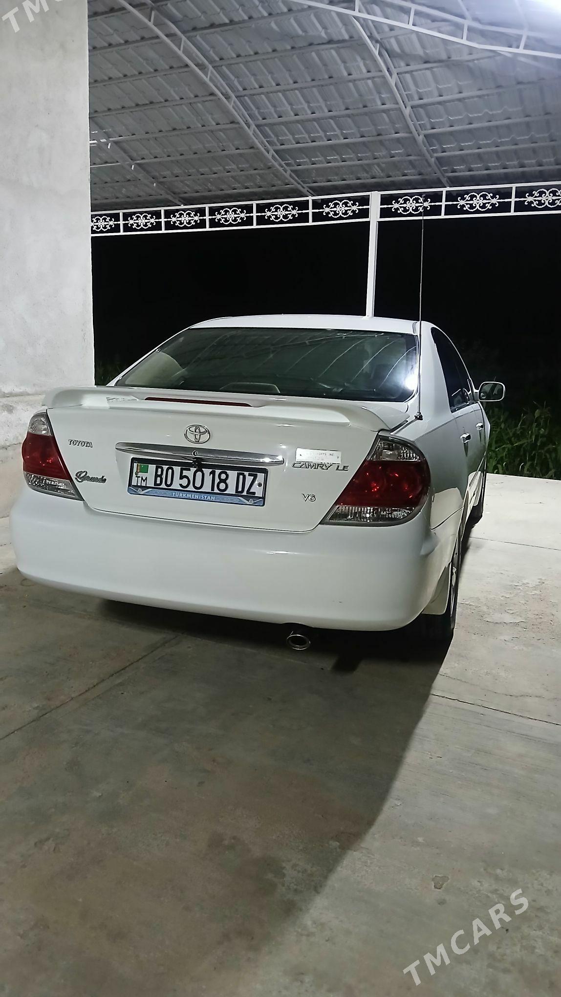 Toyota Camry 2004 - 175 000 TMT - Губадаг - img 4