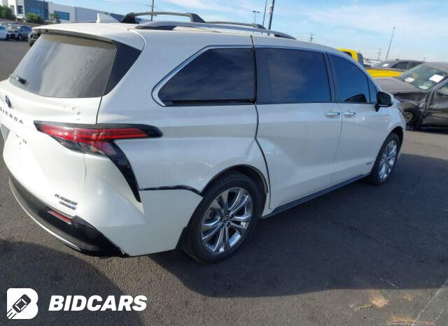 Toyota Sienna 2021 - 740 000 TMT - Aşgabat - img 7