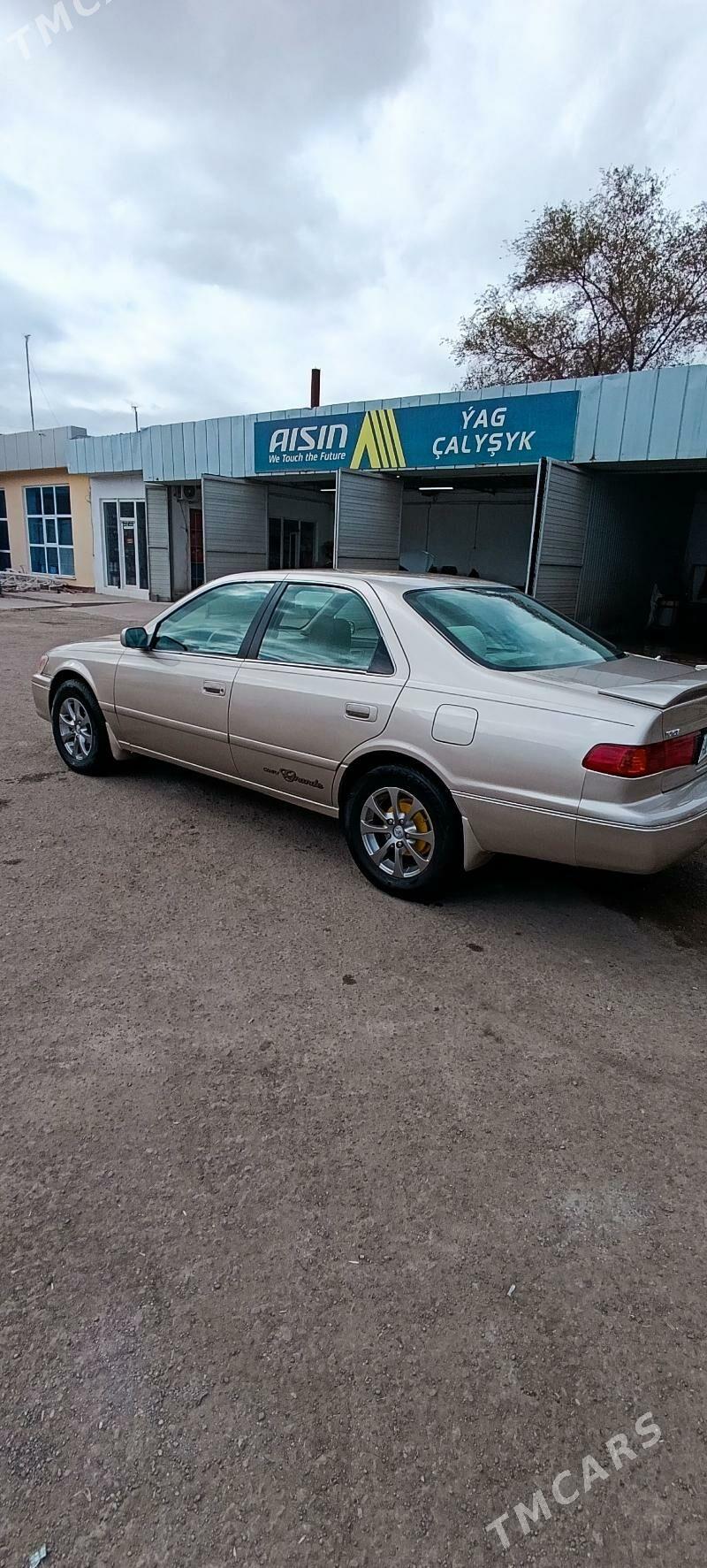 Toyota Camry 2000 - 155 000 TMT - Дашогуз - img 2