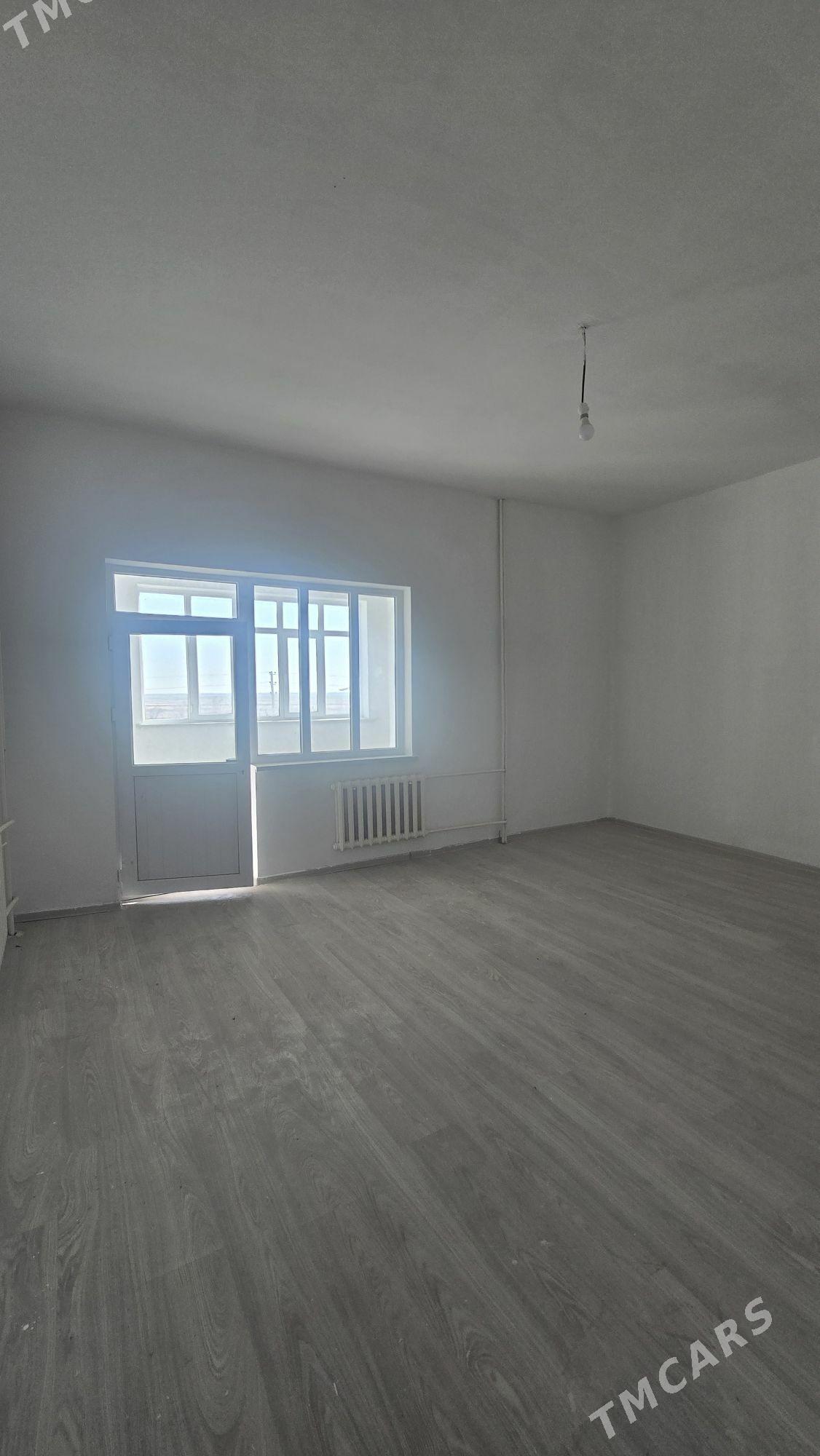 Элитка Аэропорт 3эт 2ком 171м² - Дашогуз - img 5