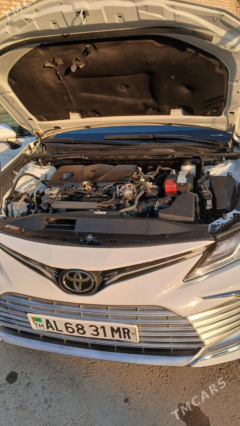 Toyota Camry 2022 - 320 000 TMT - Мары - img 6