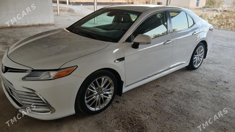 Toyota Camry 2022 - 320 000 TMT - Мары - img 4