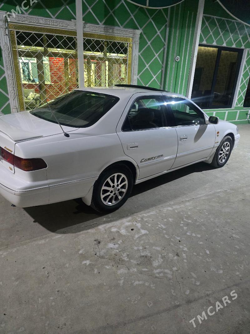Toyota Camry 2000 - 165 000 TMT - Kaka - img 6