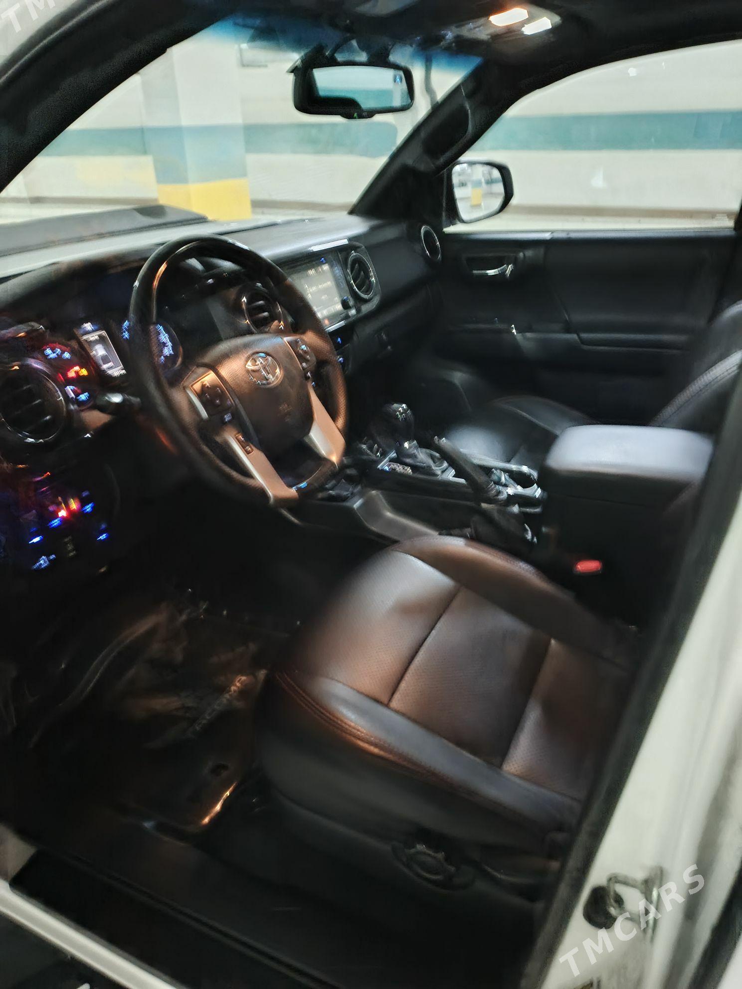 Toyota Tacoma 2016 - 420 000 TMT - Ашхабад - img 5