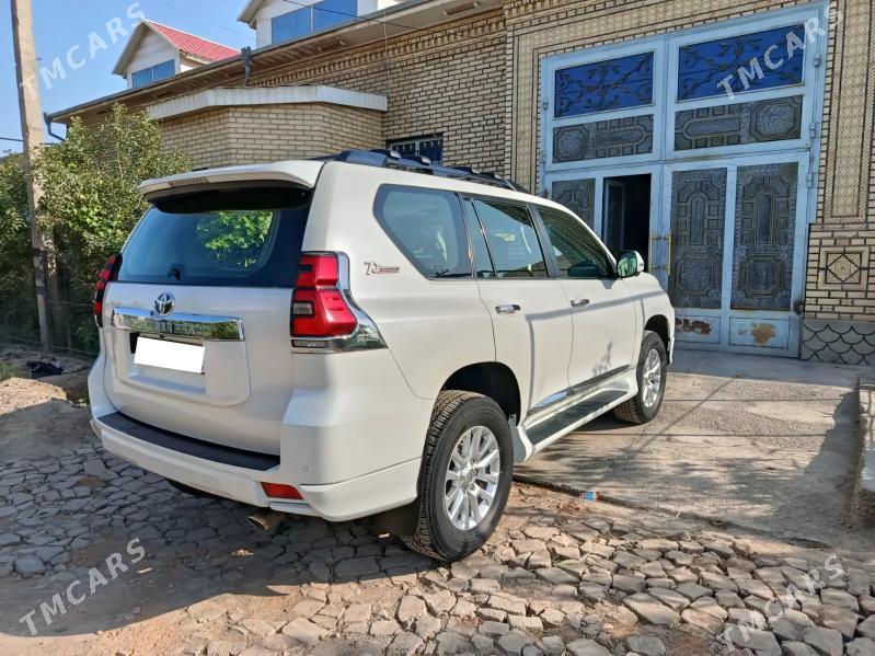 Toyota Land Cruiser Prado 2022 - 1 000 000 TMT - Кёнеургенч - img 4