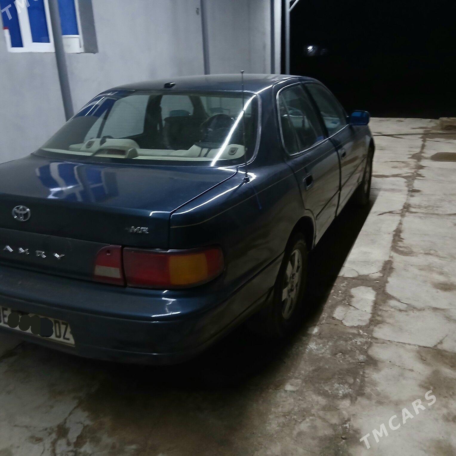 Toyota Camry 1996 - 100 000 TMT - Болдумсаз - img 4